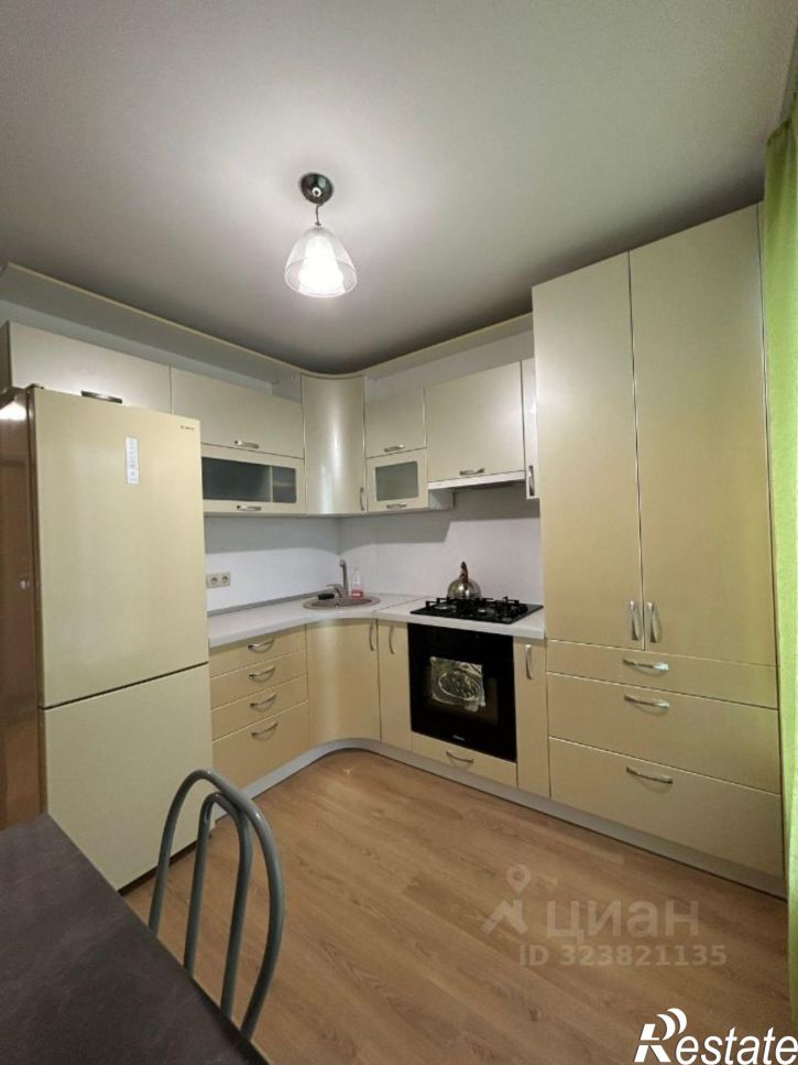 1-комн квартира улица Евгения Золотухина, 4,  д. 4