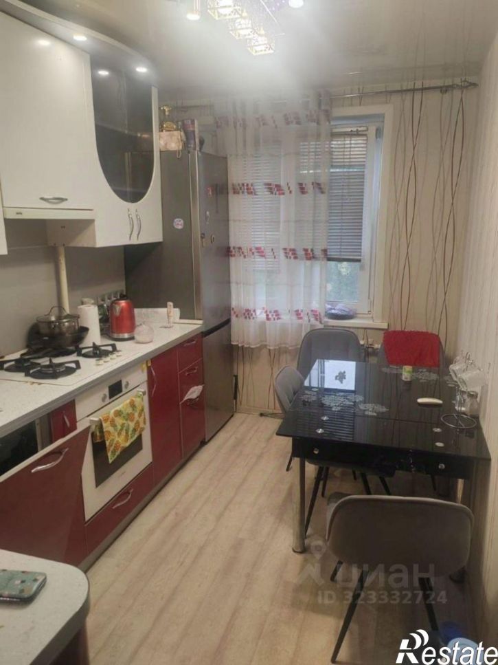 3-комн квартира улица Стара-Загора, 100,  д. 100