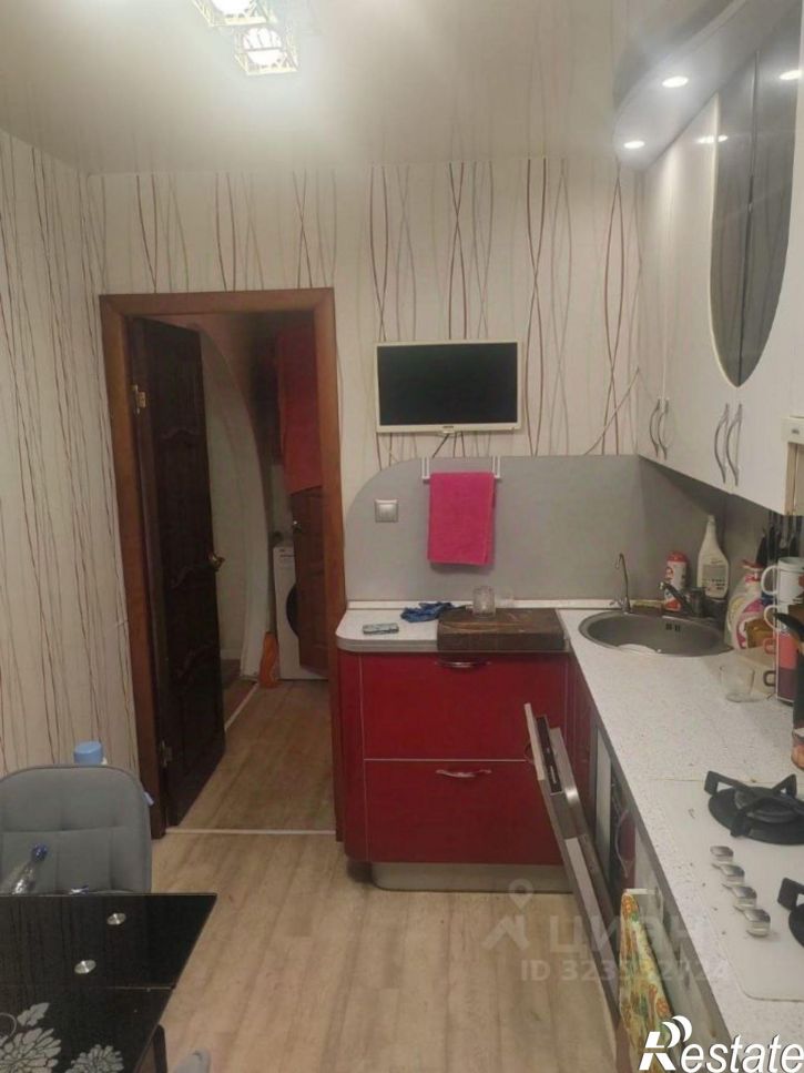 3-комн квартира улица Стара-Загора, 100,  д. 100