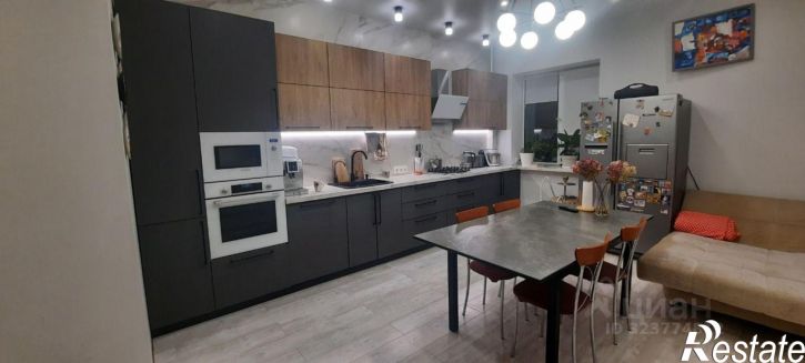 4-комн квартира Ленинская улица, 240,  д. 240