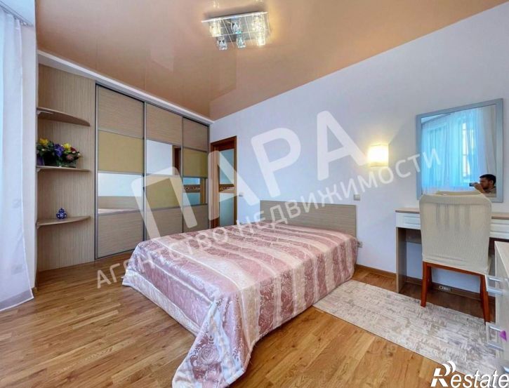 2-комн квартира улица Братьев Коростелёвых, 223,  д. 223