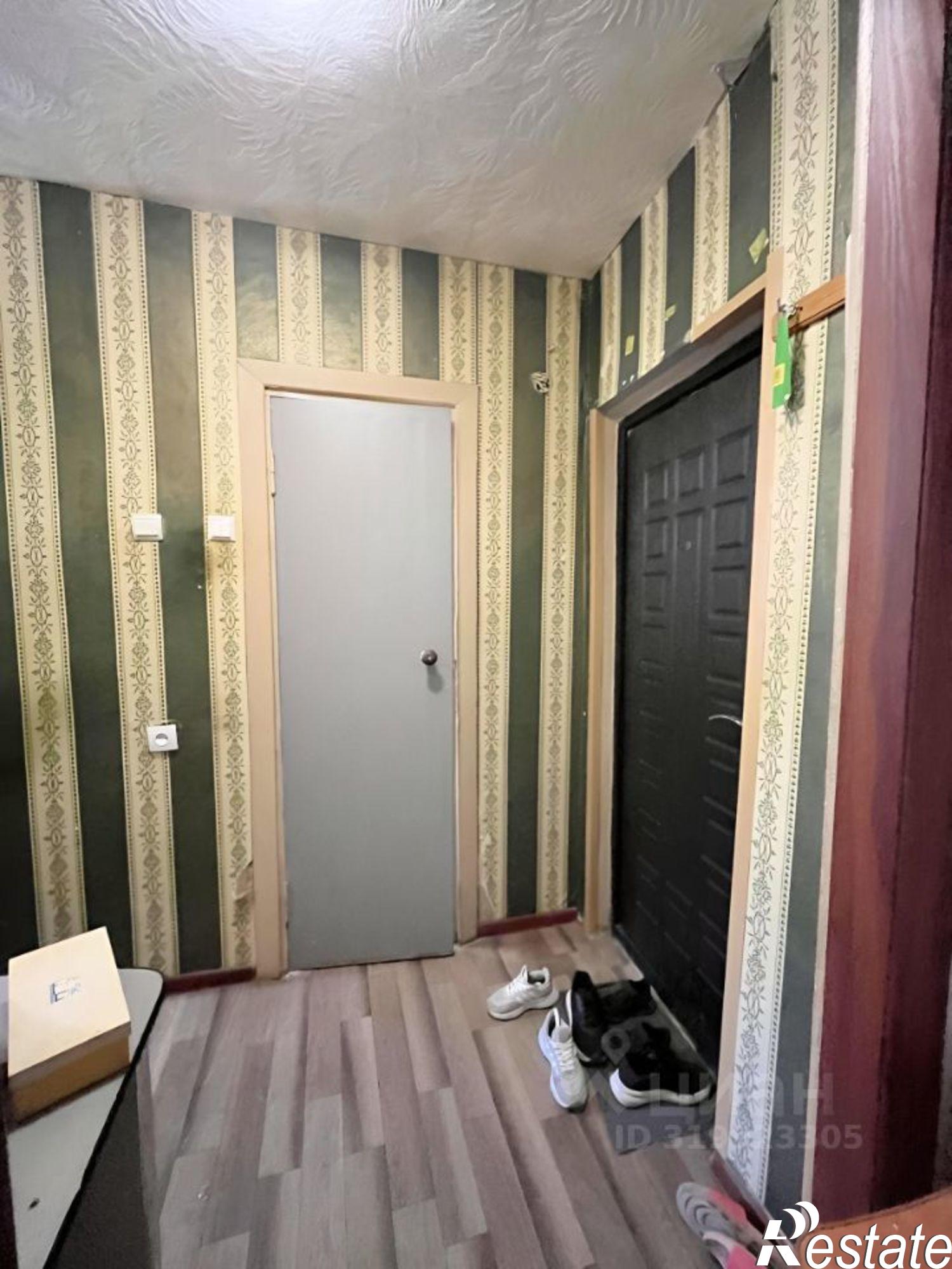 Купить квартиру за 2 000 000 рублей на Калининградская улица, 3