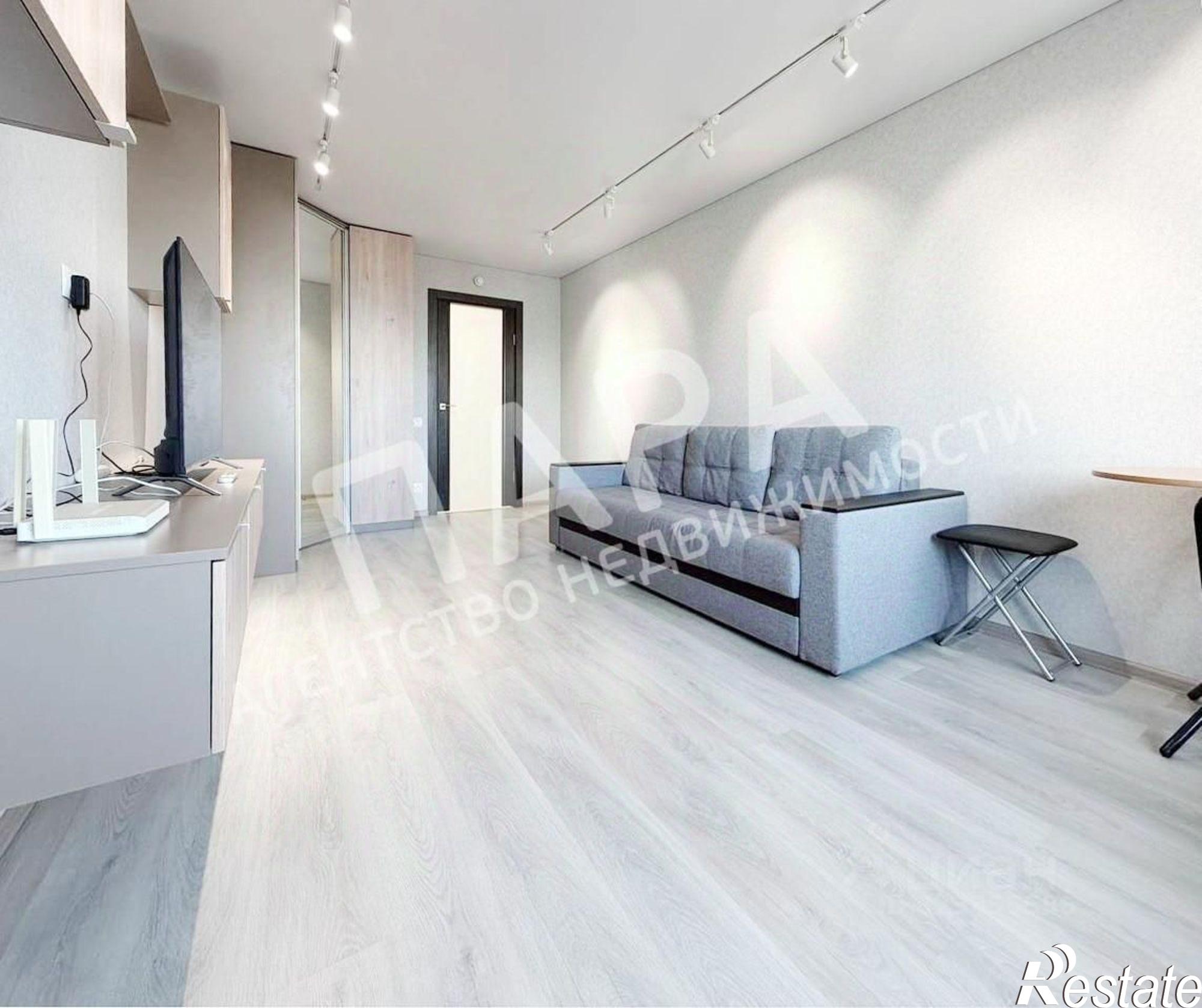 Купить квартиру за 14 000 000 рублей на пр-кт Кирова, 322А 1