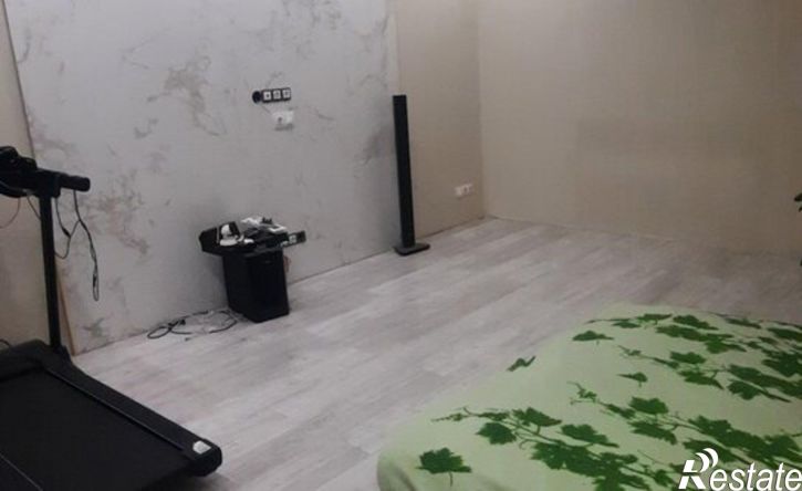 4-комн квартира Ленинская улица, 240,  д. 240