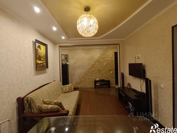 3-комн квартира улица Георгия Димитрова, 67,  д. 67