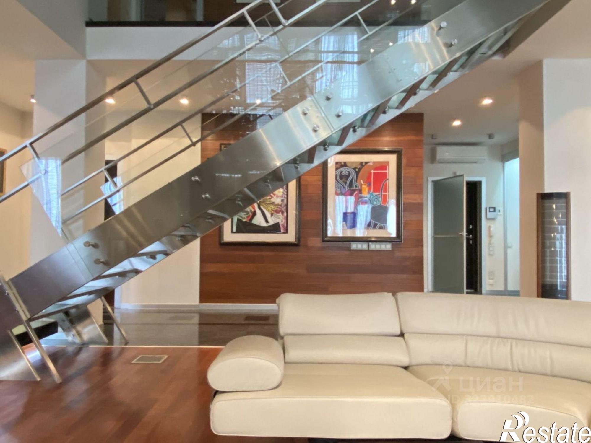 Купить квартиру за 97 000 000 рублей на ул Венцека, 1