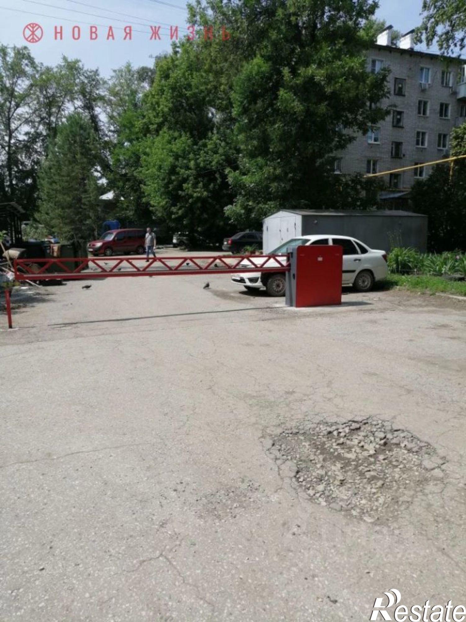 Купить квартиру за 8 300 000 рублей на проспект Юных Пионеров, 142А