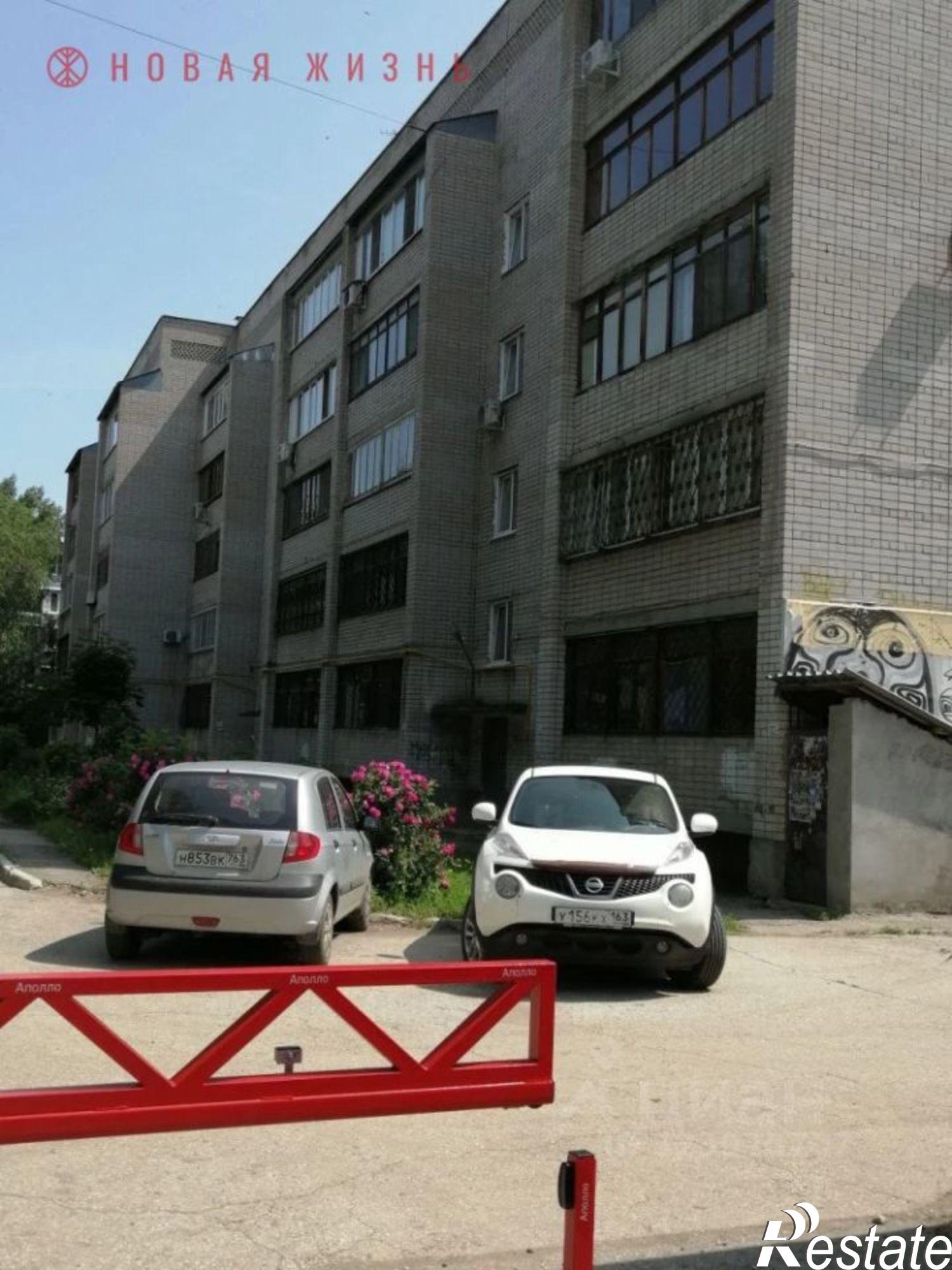 Купить квартиру за 8 300 000 рублей на проспект Юных Пионеров, 142А