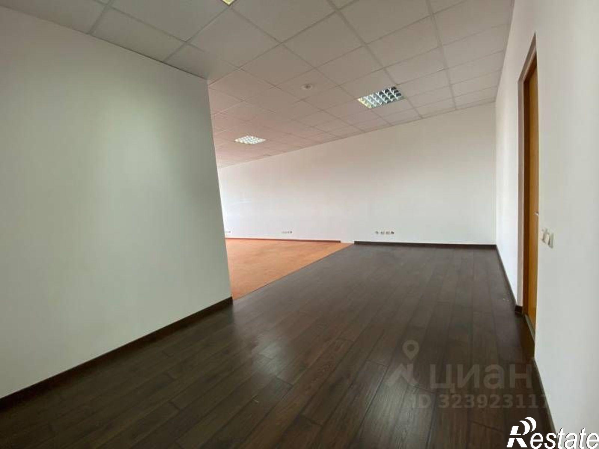 Сдать офис, помещение под офис за 70 000 рублей на ул Красноармейская, 1 1