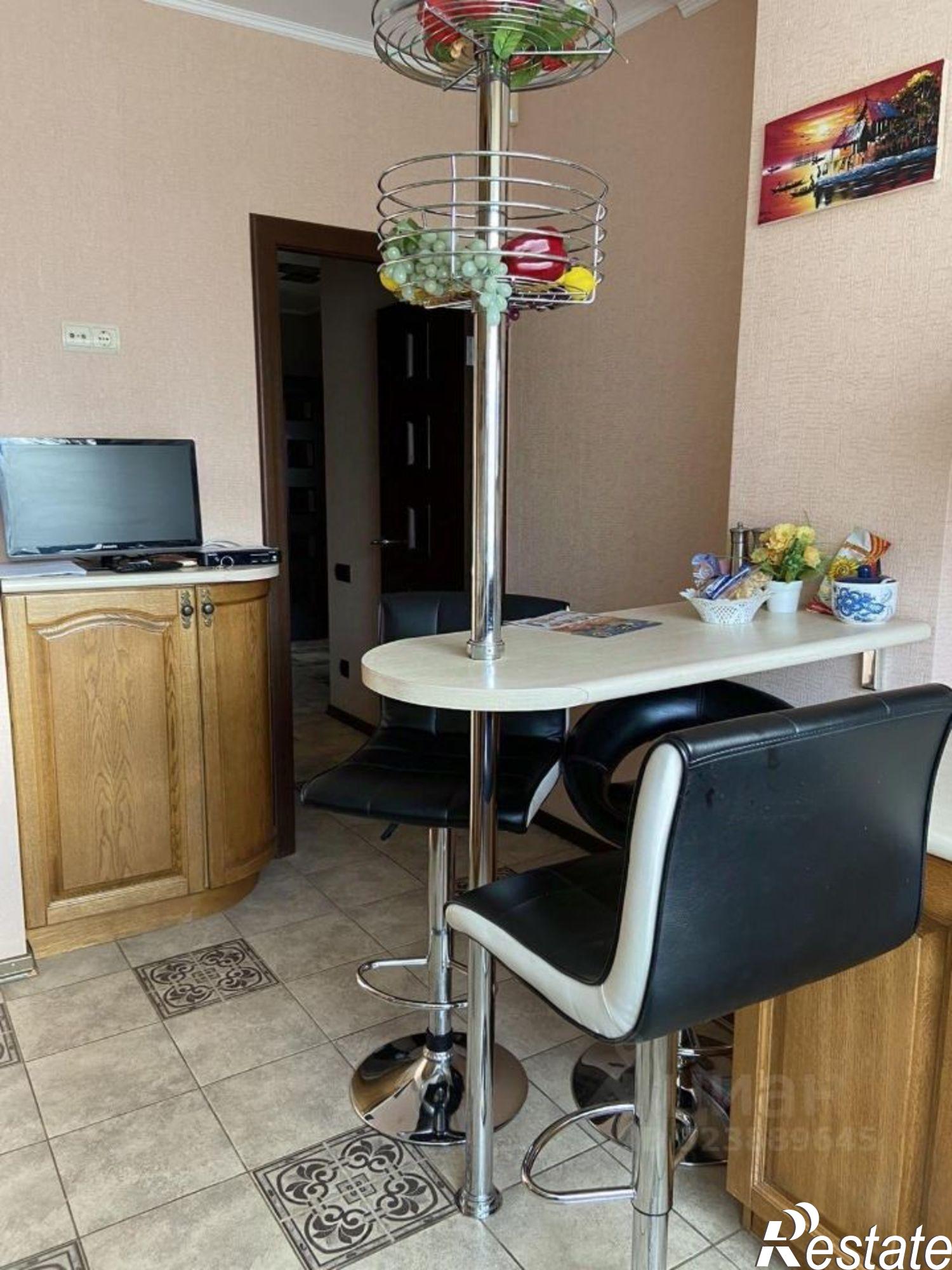 Сдать квартиру за 40 000 рублей на 5-я просека, 99