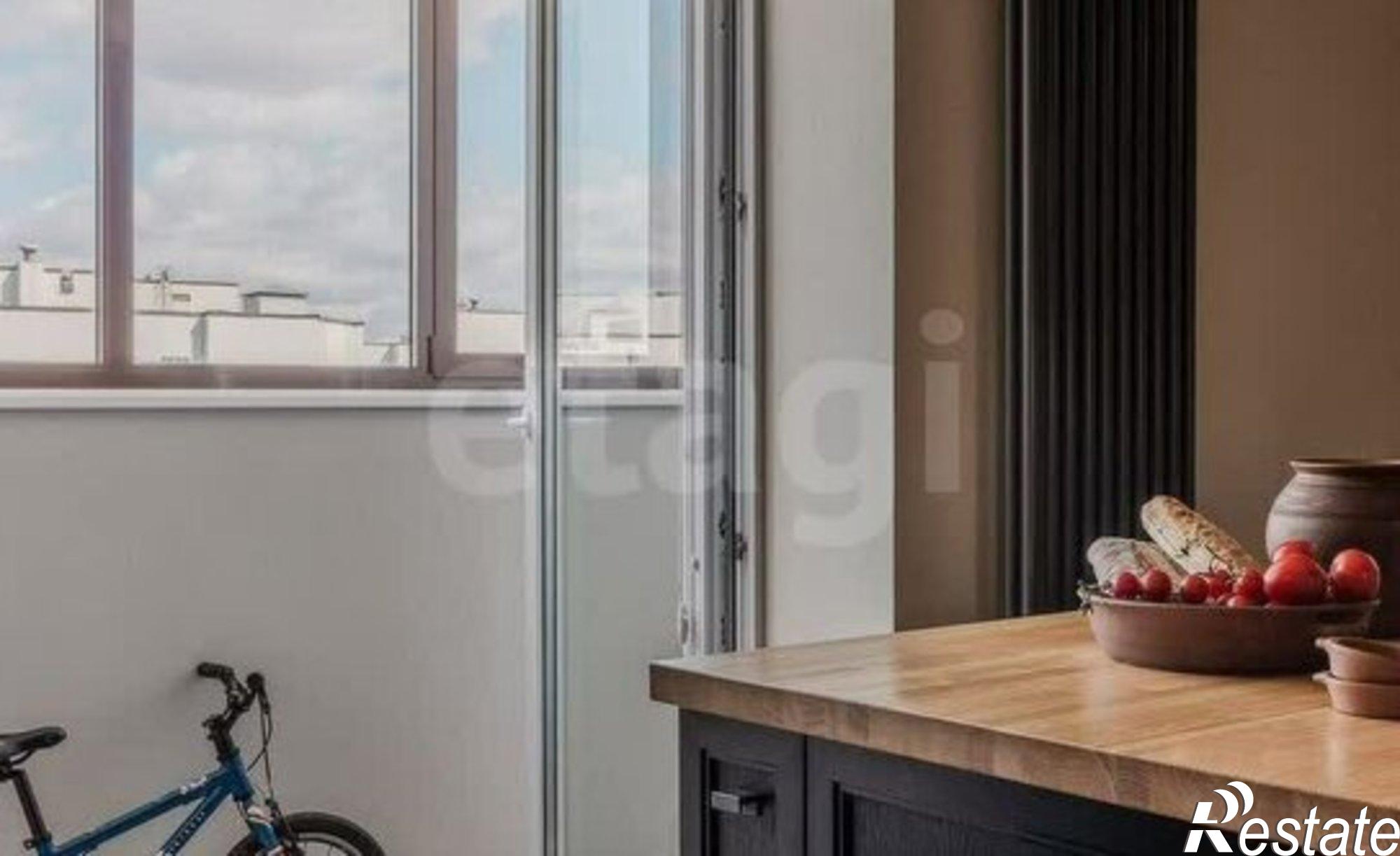 Купить квартиру за 25 000 000 рублей на Московское шоссе, 27