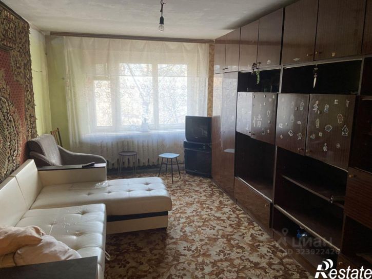 2-комн квартира Революционная улица, 79,  д. 79