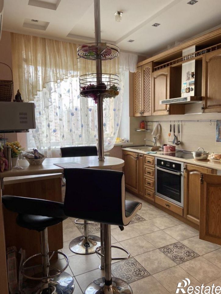 2-комн квартира 5-я просека, 99,  д. 99