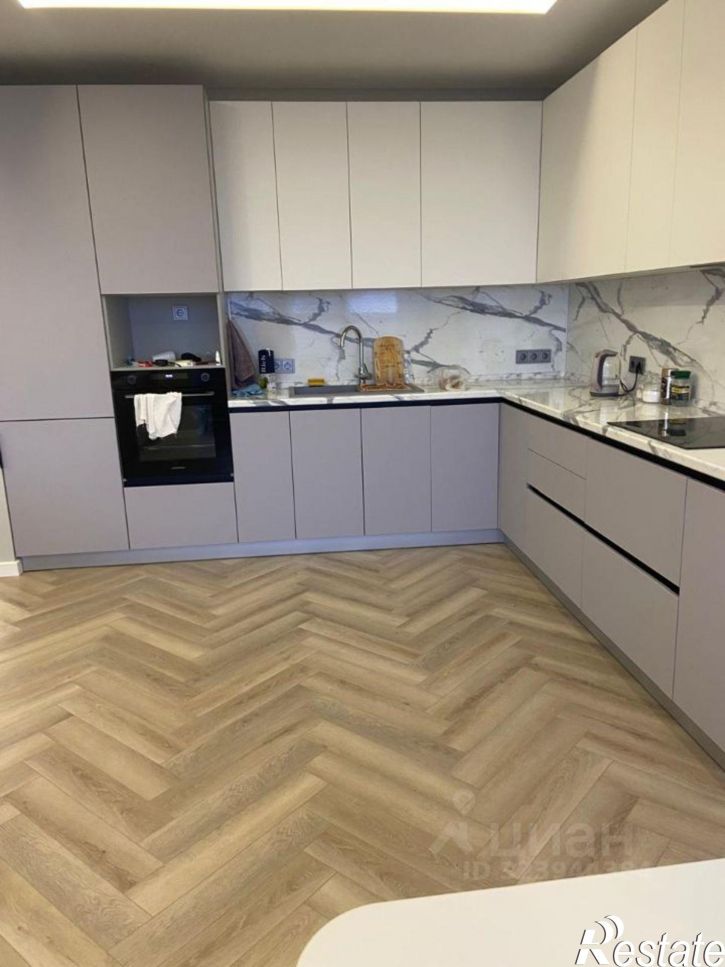 3-комн квартира Осетинская улица, 14,  д. 14