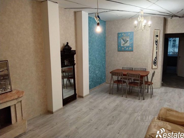 2-комн квартира улица Алексея Толстого, 87,  д. 87