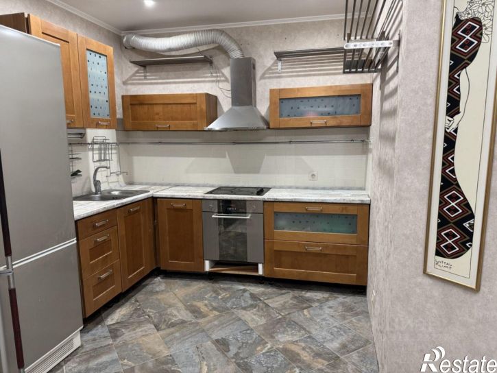 2-комн квартира улица Алексея Толстого, 87,  д. 87