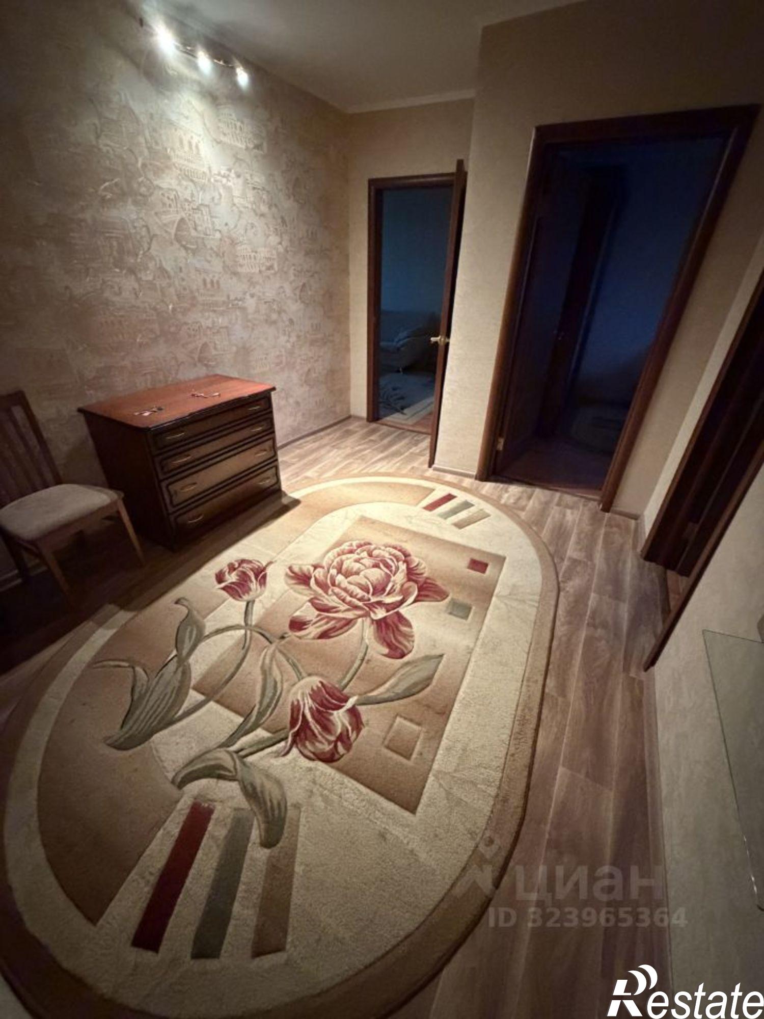 Сдать квартиру за 35 000 рублей на Калининградская улица, 1