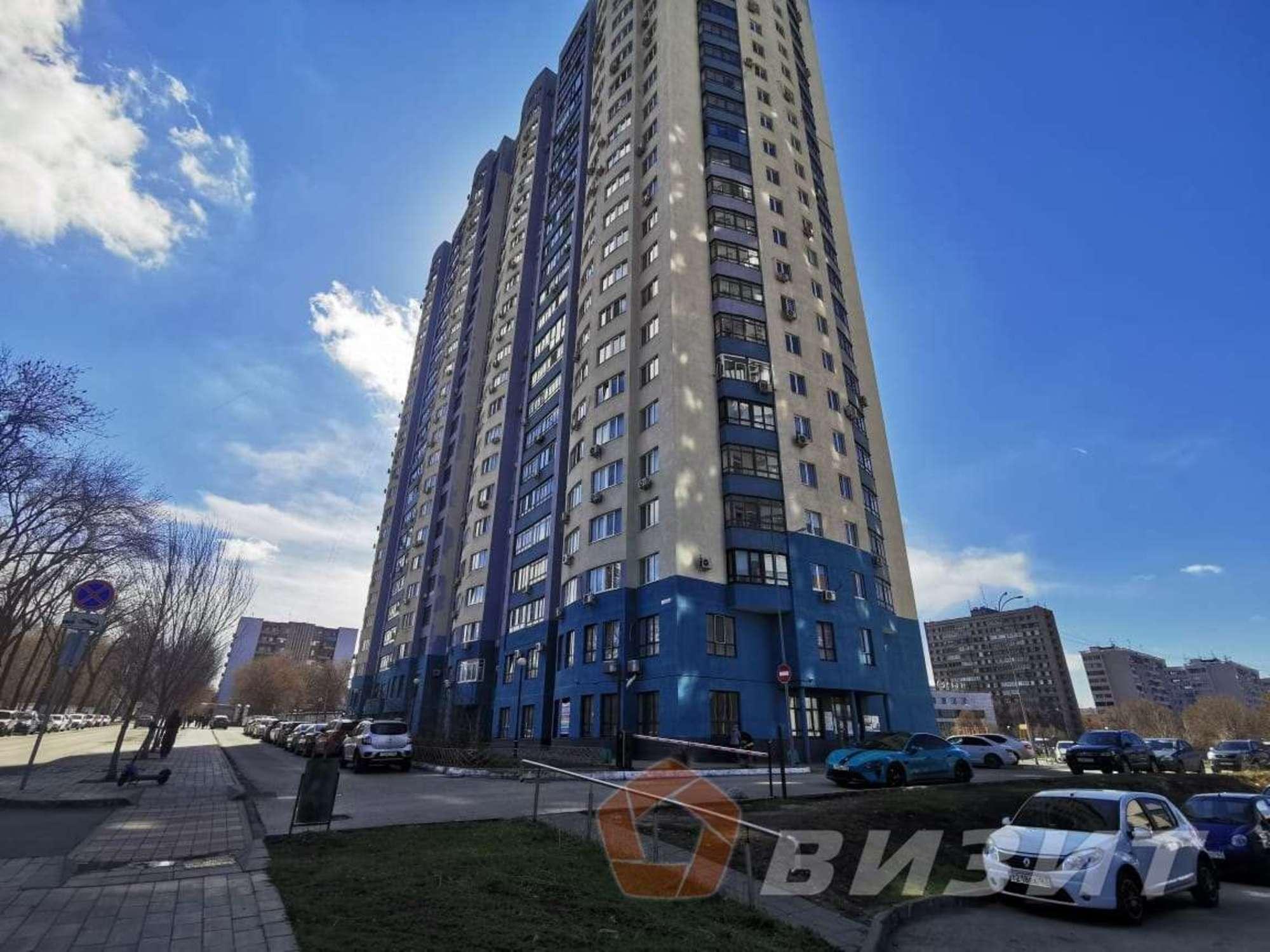 Сдать офис, помещение под офис за 100 000 рублей на Луначарского улица, 5