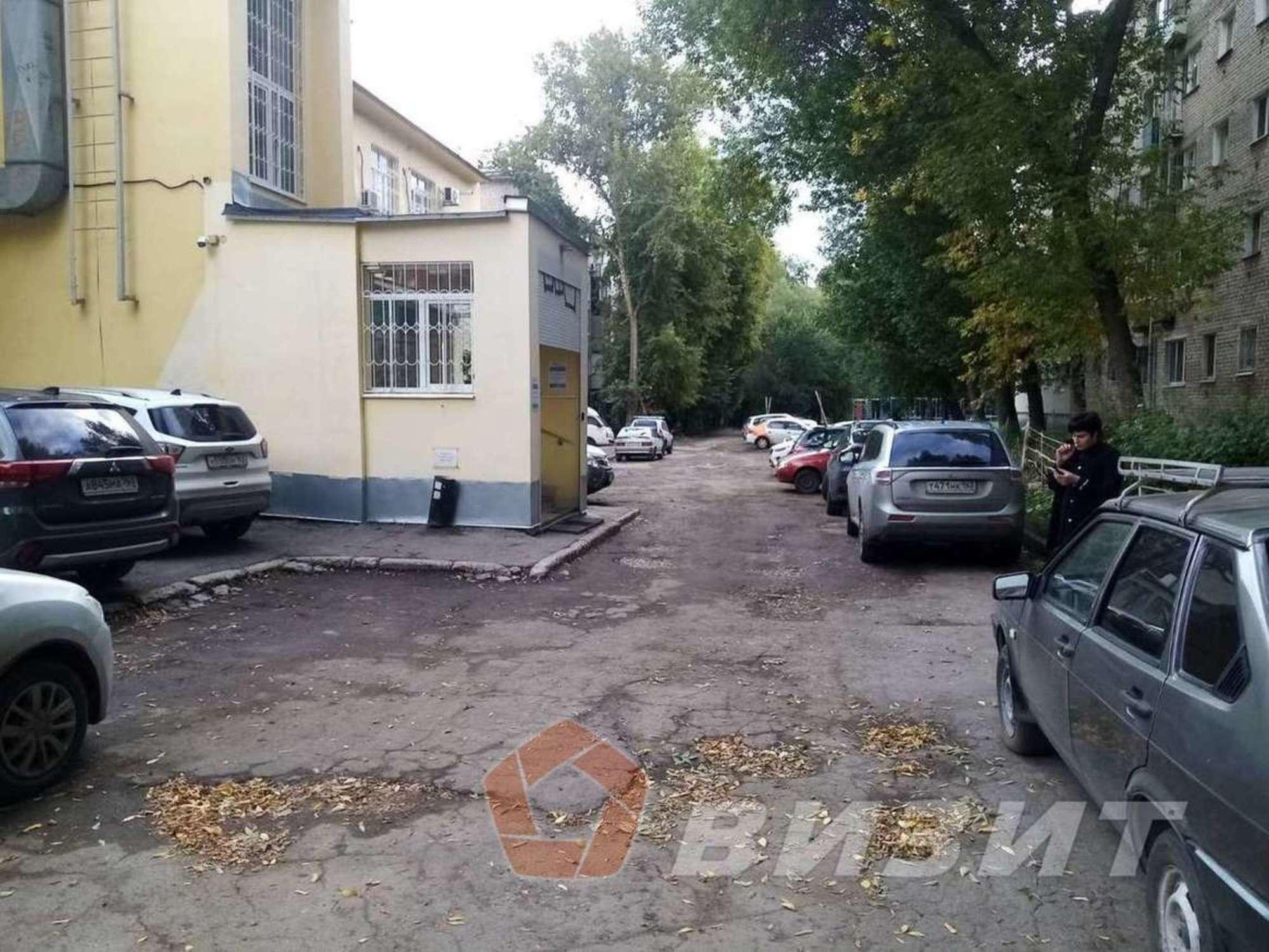 Купить ОСЗ, отдельно стоящее здание за 35 000 000 рублей на Елизарова улица, 38