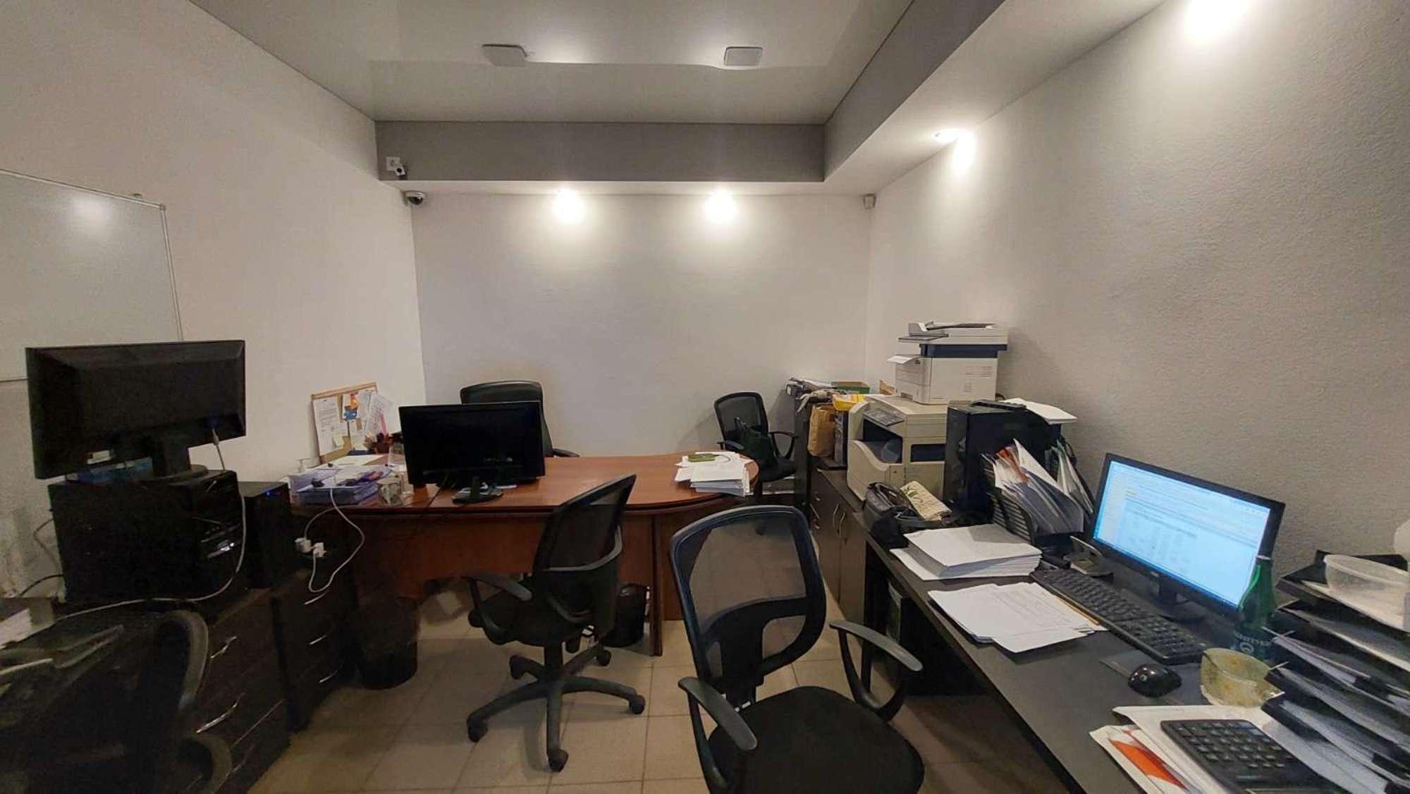 Купить офис, помещение под офис за 9 300 000 рублей на Карбышева улица, 67