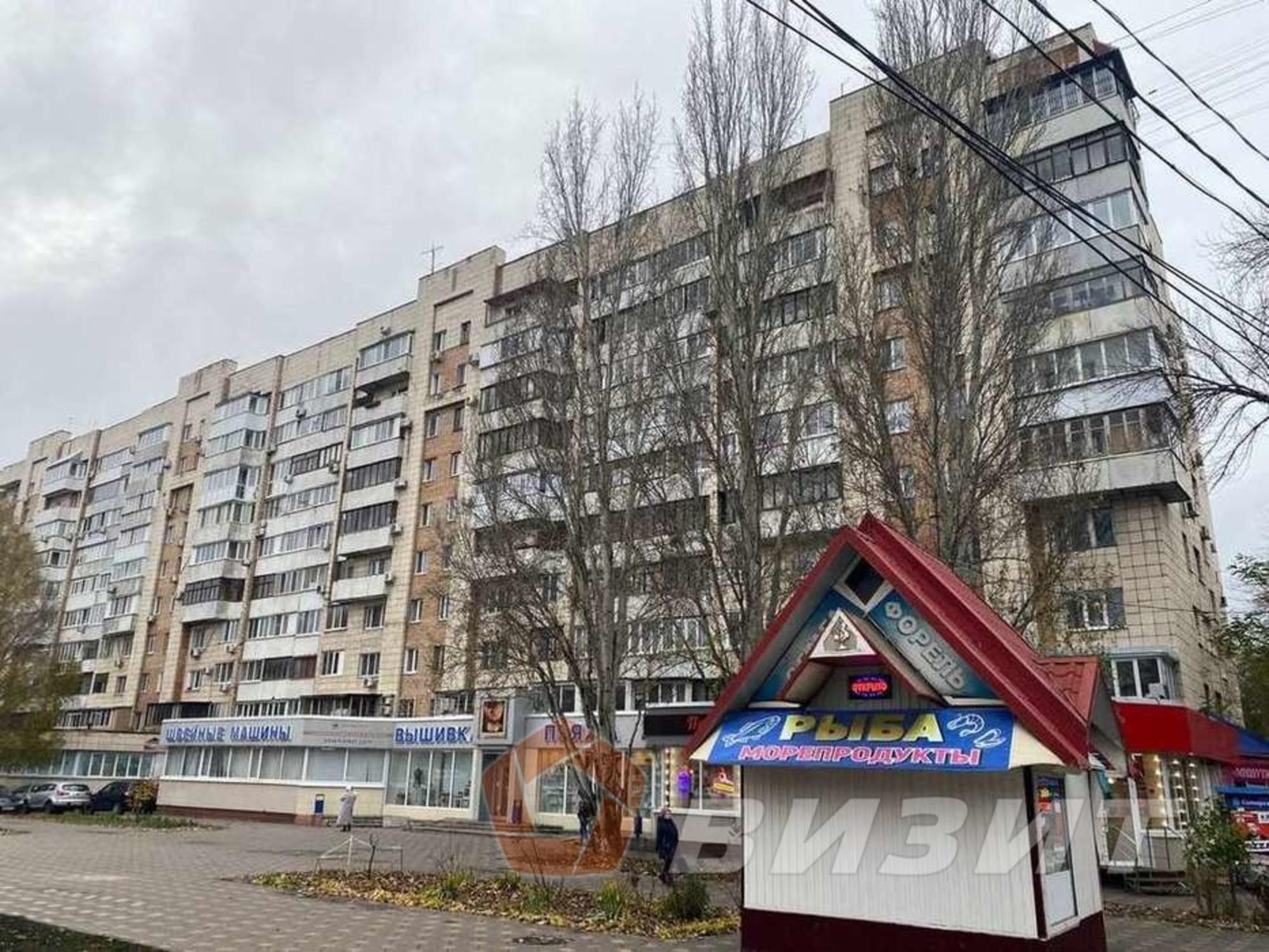 Сдать торговое помещение за 90 000 рублей на Ленина проспект, 2А