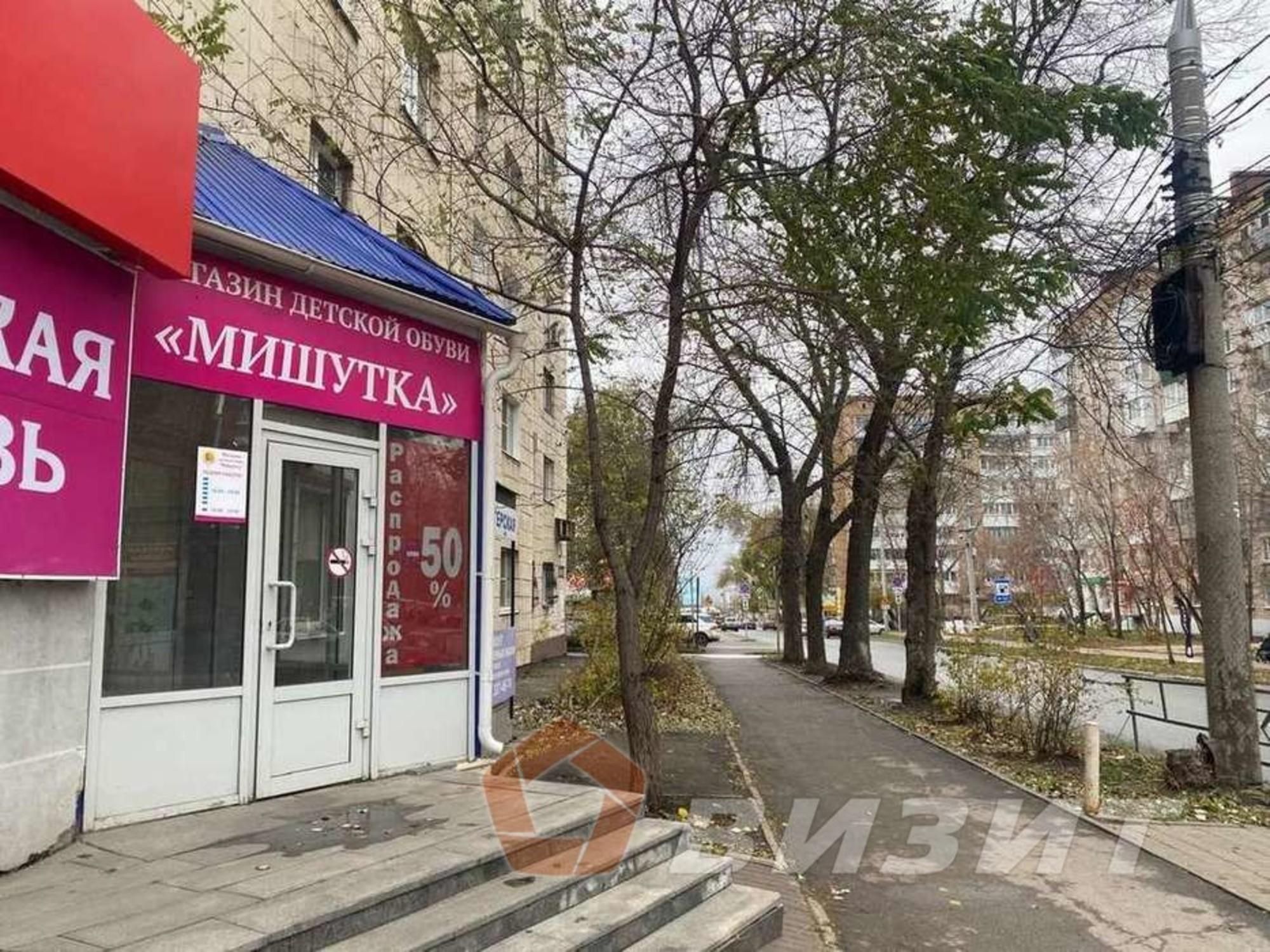 Сдать торговое помещение за 90 000 рублей на Ленина проспект, 2А