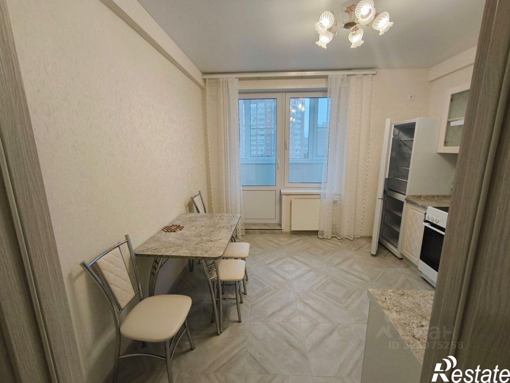 Сдать квартиру за 33 000 рублей на Конноармейская улица, 5