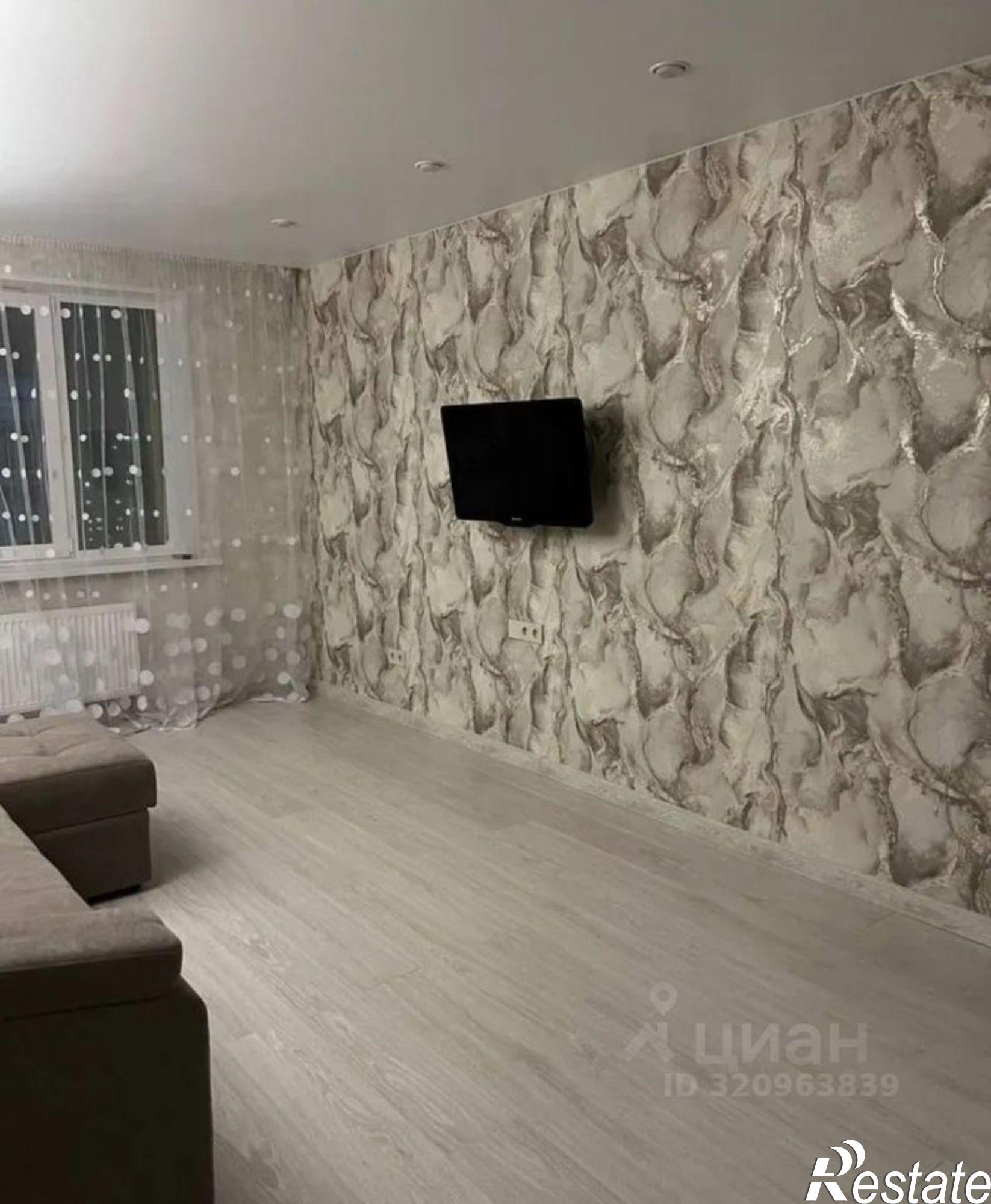 Сдать квартиру за 40 000 рублей на Революционная улица, 101В к1