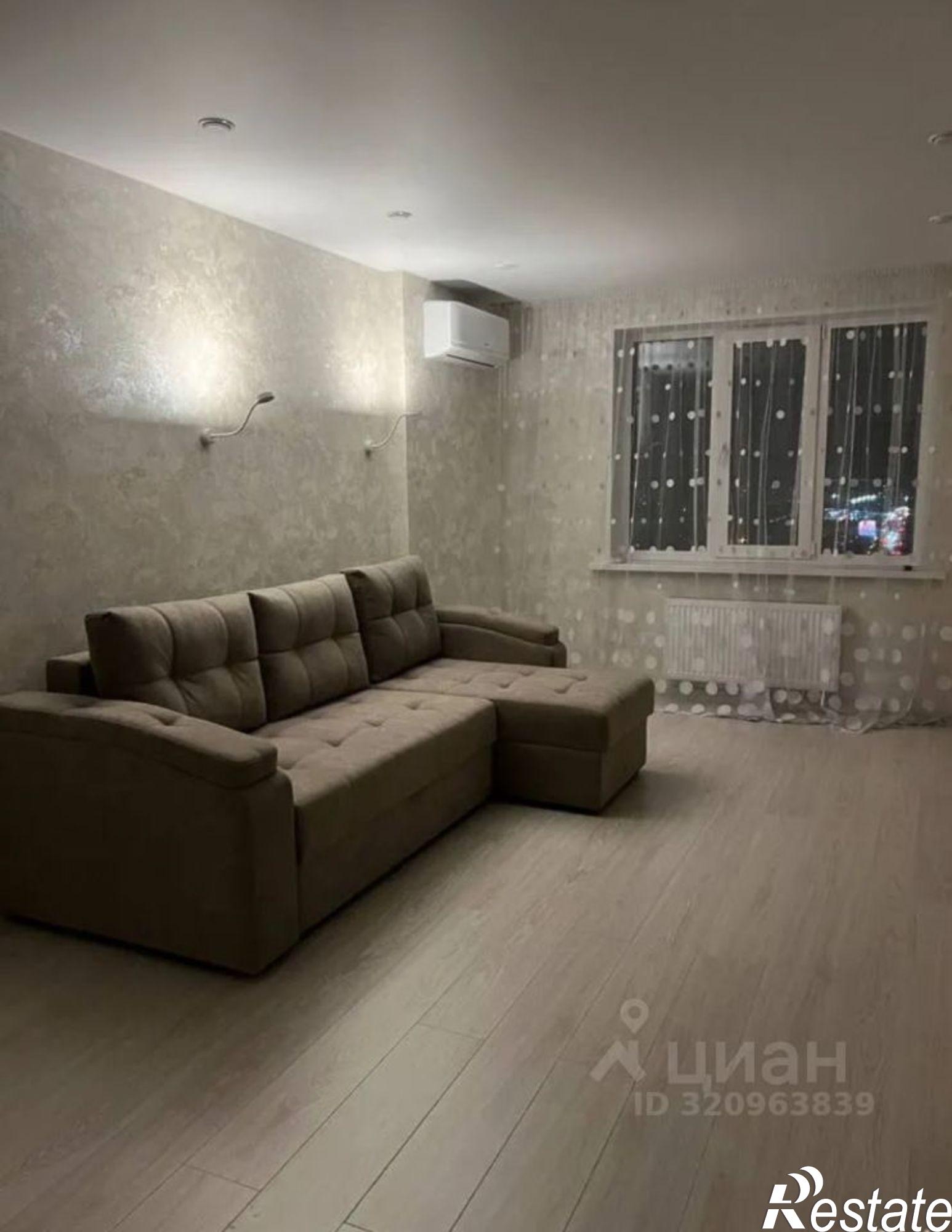 Сдать квартиру за 40 000 рублей на Революционная улица, 101В к1