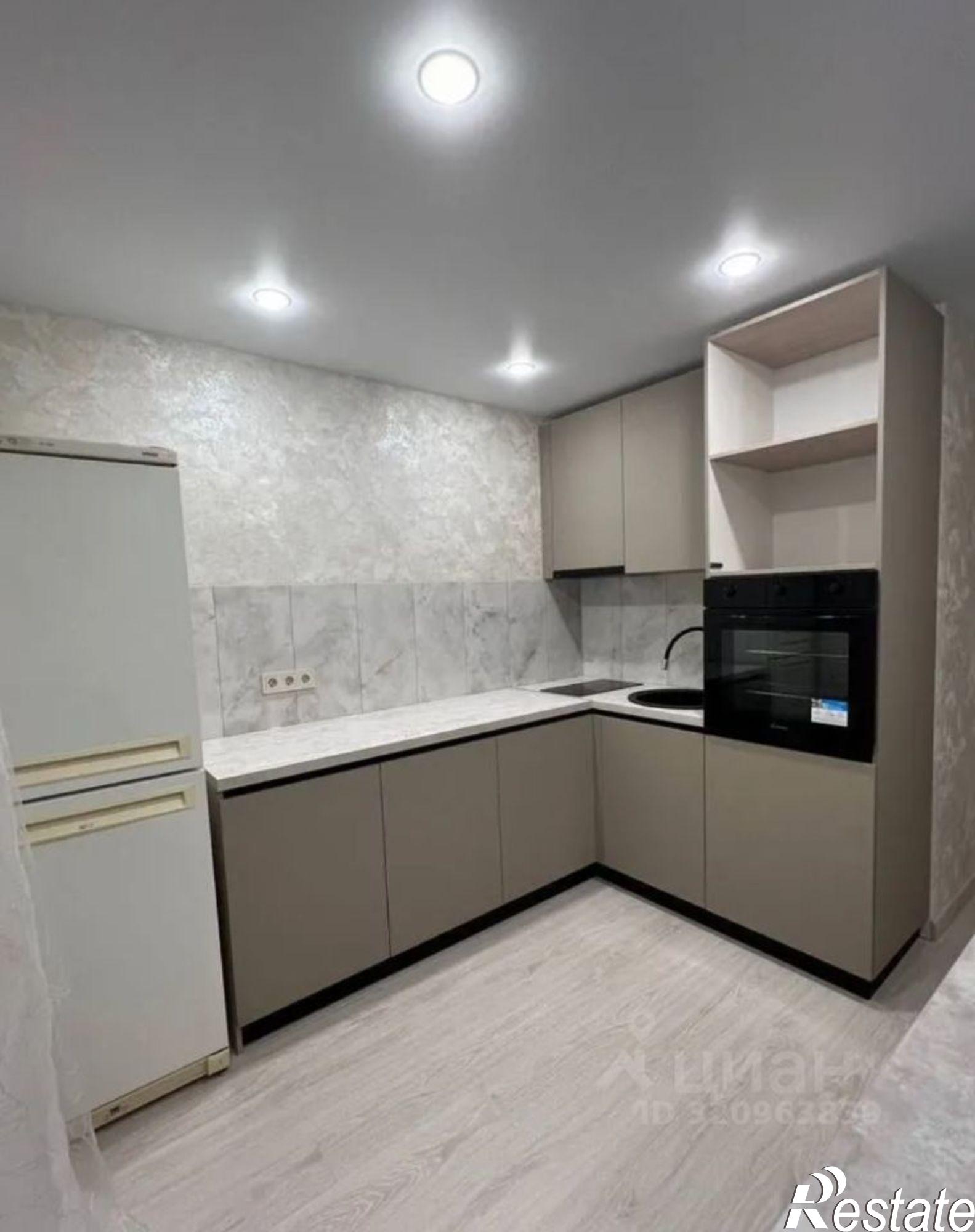 Сдать квартиру за 40 000 рублей на Революционная улица, 101В к1