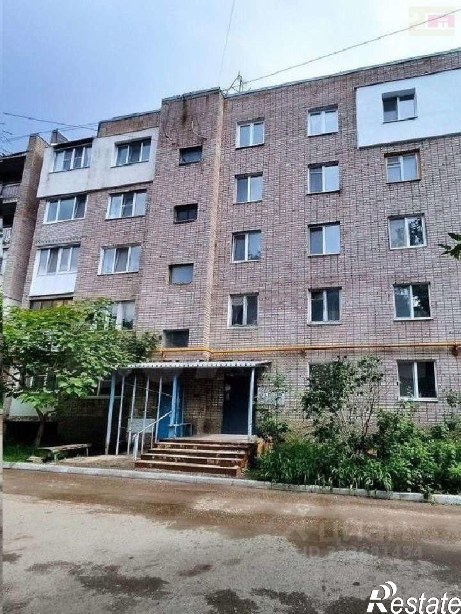 Купить квартиру за 5 100 000 рублей на Батайская улица, 11