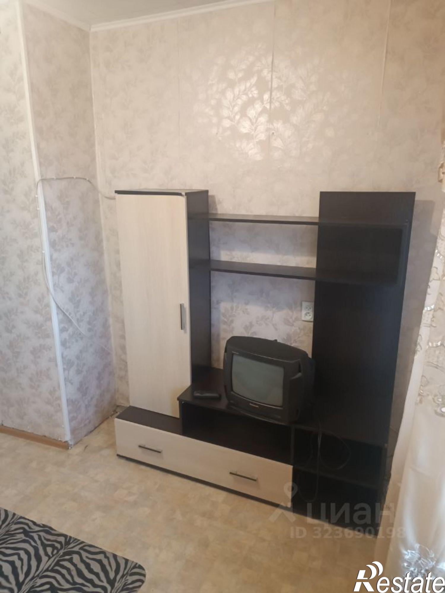 Купить квартиру за 2 380 000 рублей на Заводское шоссе, 65