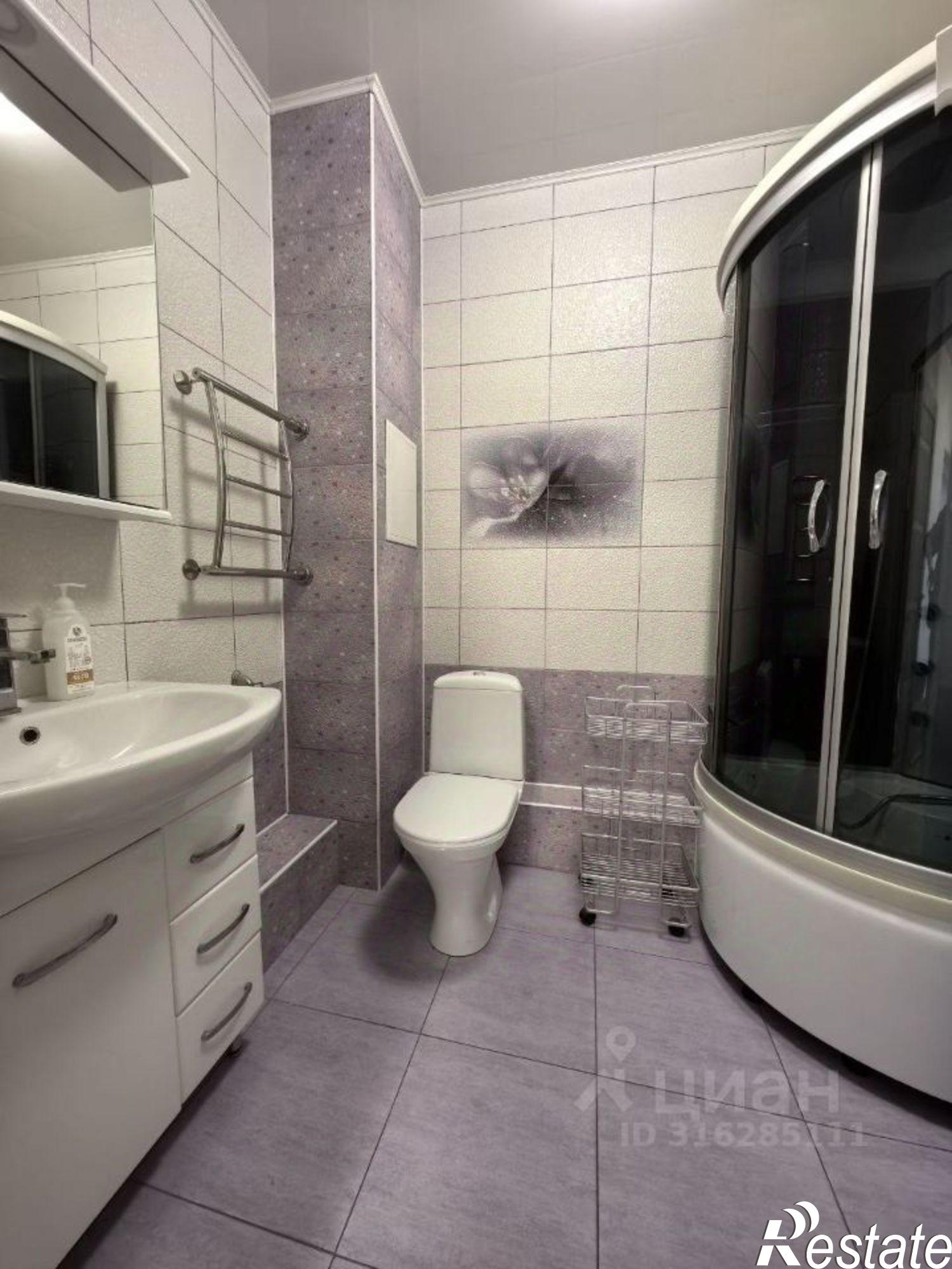 Сдать квартиру за 33 000 рублей на пр-кт Карла Маркса, 4Е