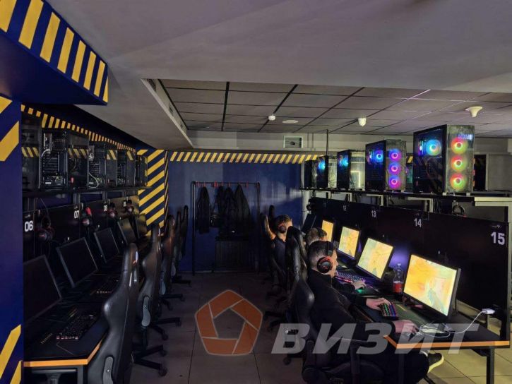 Отдельное здание Советской Армии улица, 143а