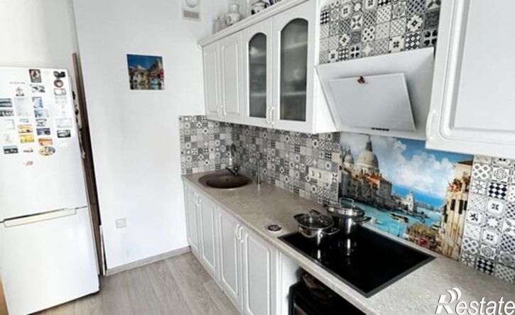 2-комн квартира просека 7-я, 98,  д. 98