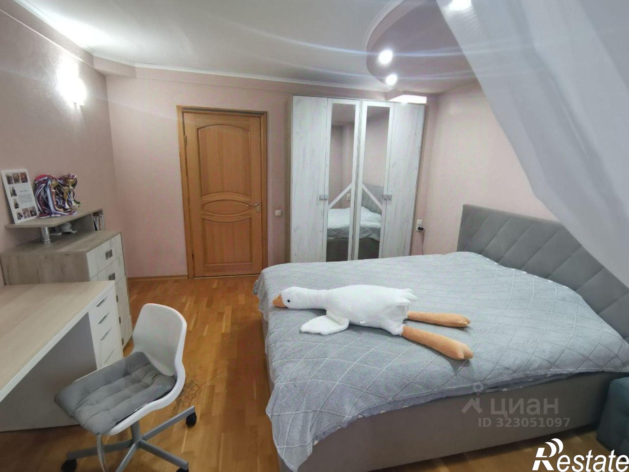 Купить квартиру за 10 700 000 рублей на Ново-Садовая улица, 106Б