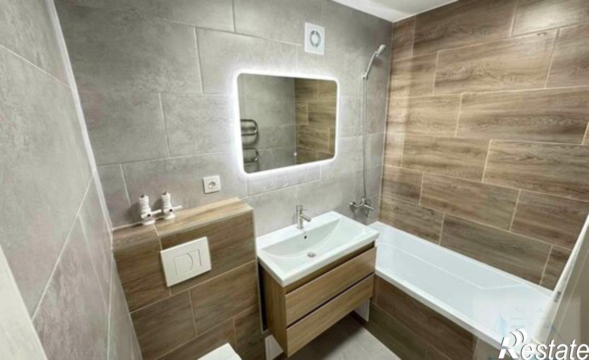 Купить квартиру за 5 350 000 рублей на проспект Карла Маркса, 390