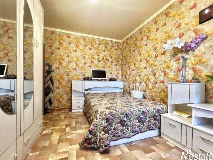 3-комн квартира улица Победы, 104,  д. 104