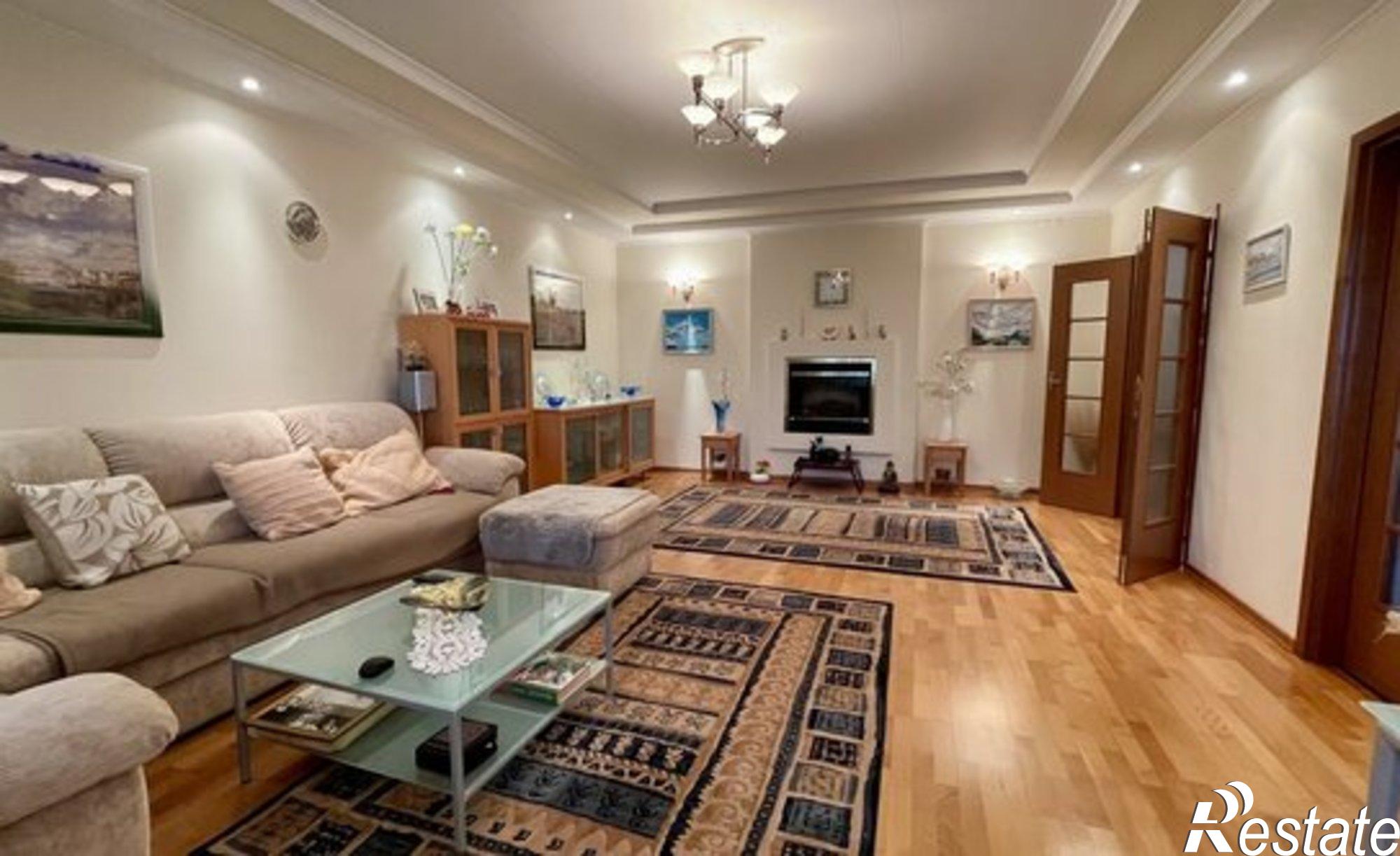 Купить квартиру за 22 000 000 рублей на Молодогвардейская улица, 172