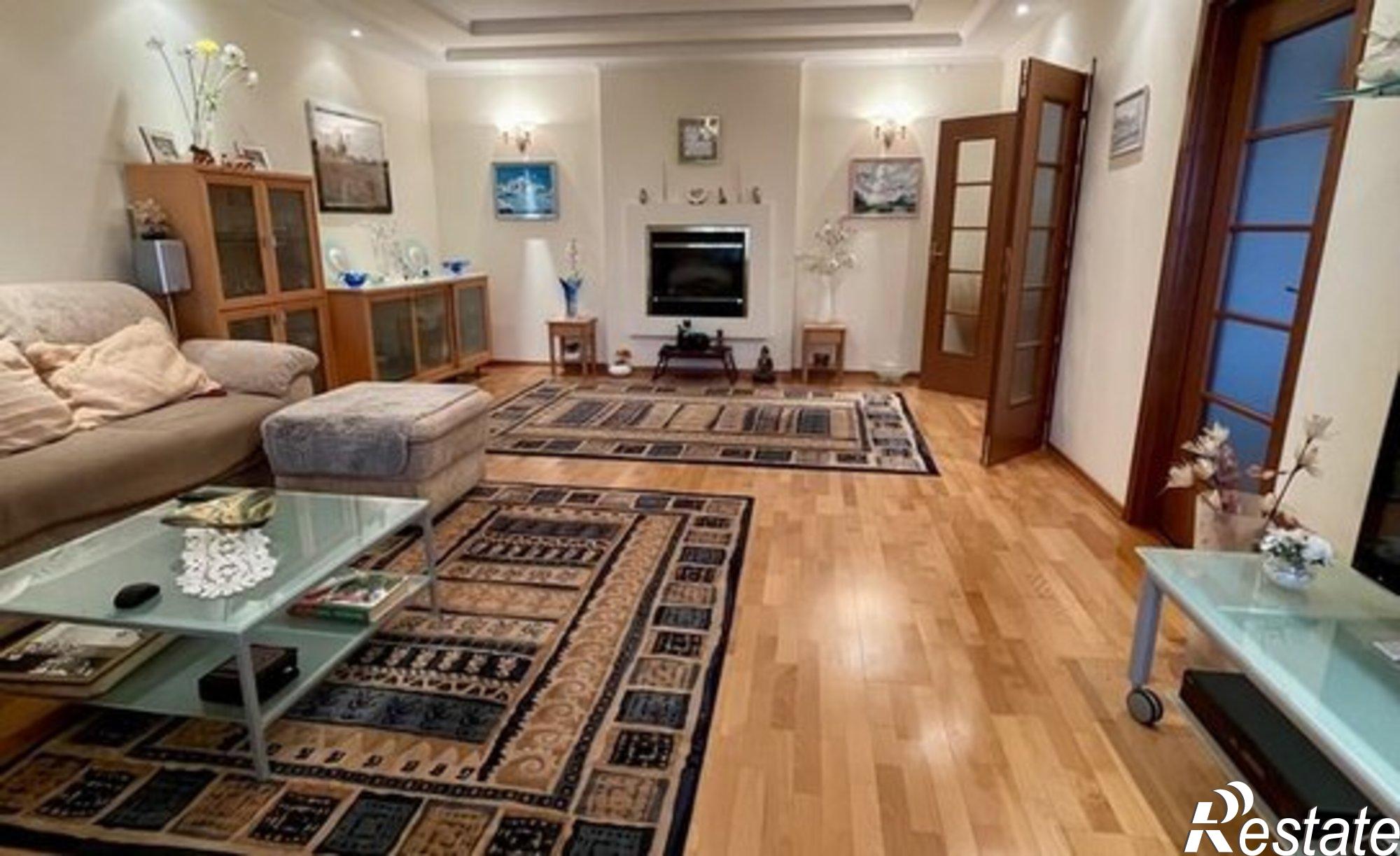 Купить квартиру за 22 000 000 рублей на Молодогвардейская улица, 172