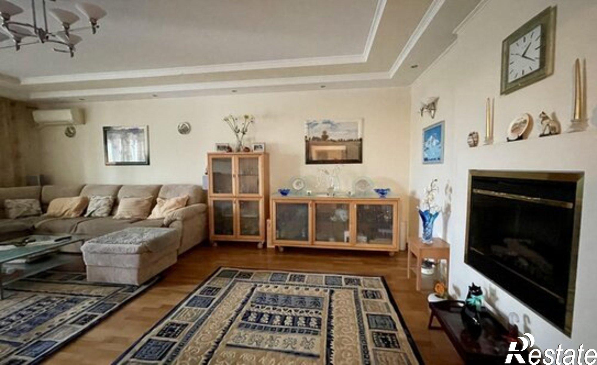 Купить квартиру за 22 000 000 рублей на Молодогвардейская улица, 172