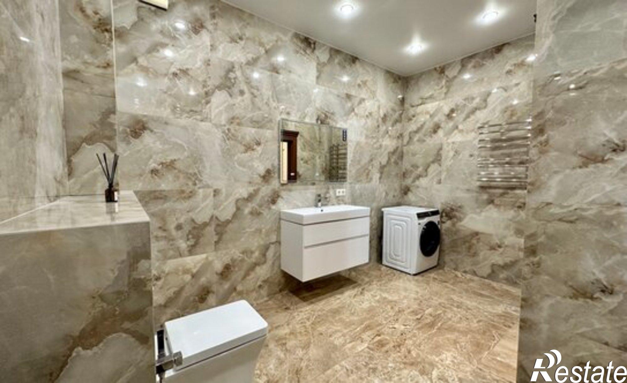 Купить квартиру за 22 200 000 рублей на ул Водников, 45