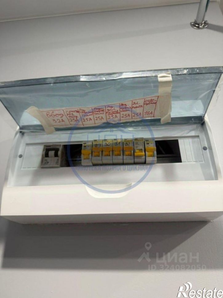 2-комн квартира проспект Юных Пионеров, 106,  д. 106