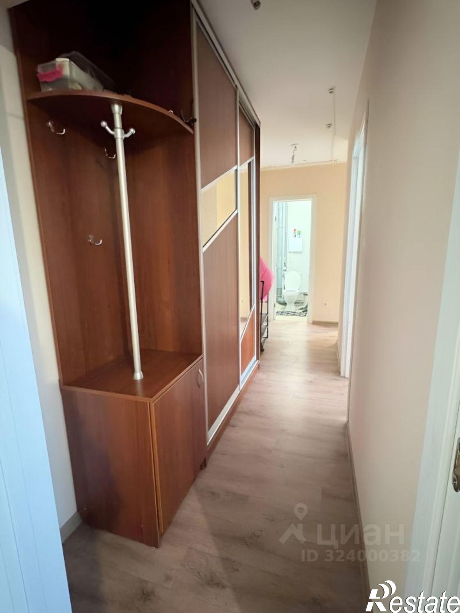 Сдать квартиру за 44 000 рублей на Саратовский переулок, 1