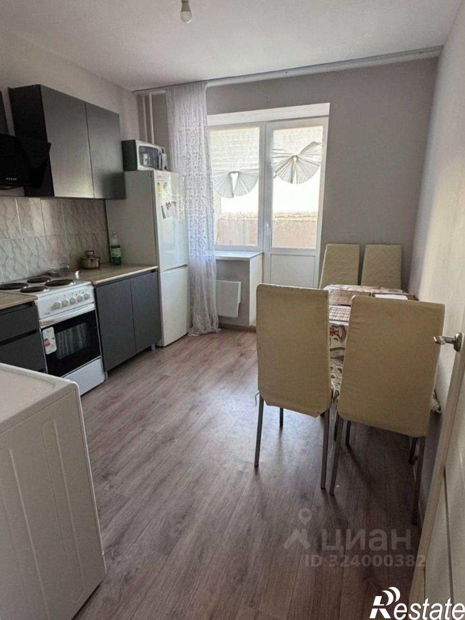 Сдать квартиру за 44 000 рублей на Саратовский переулок, 1