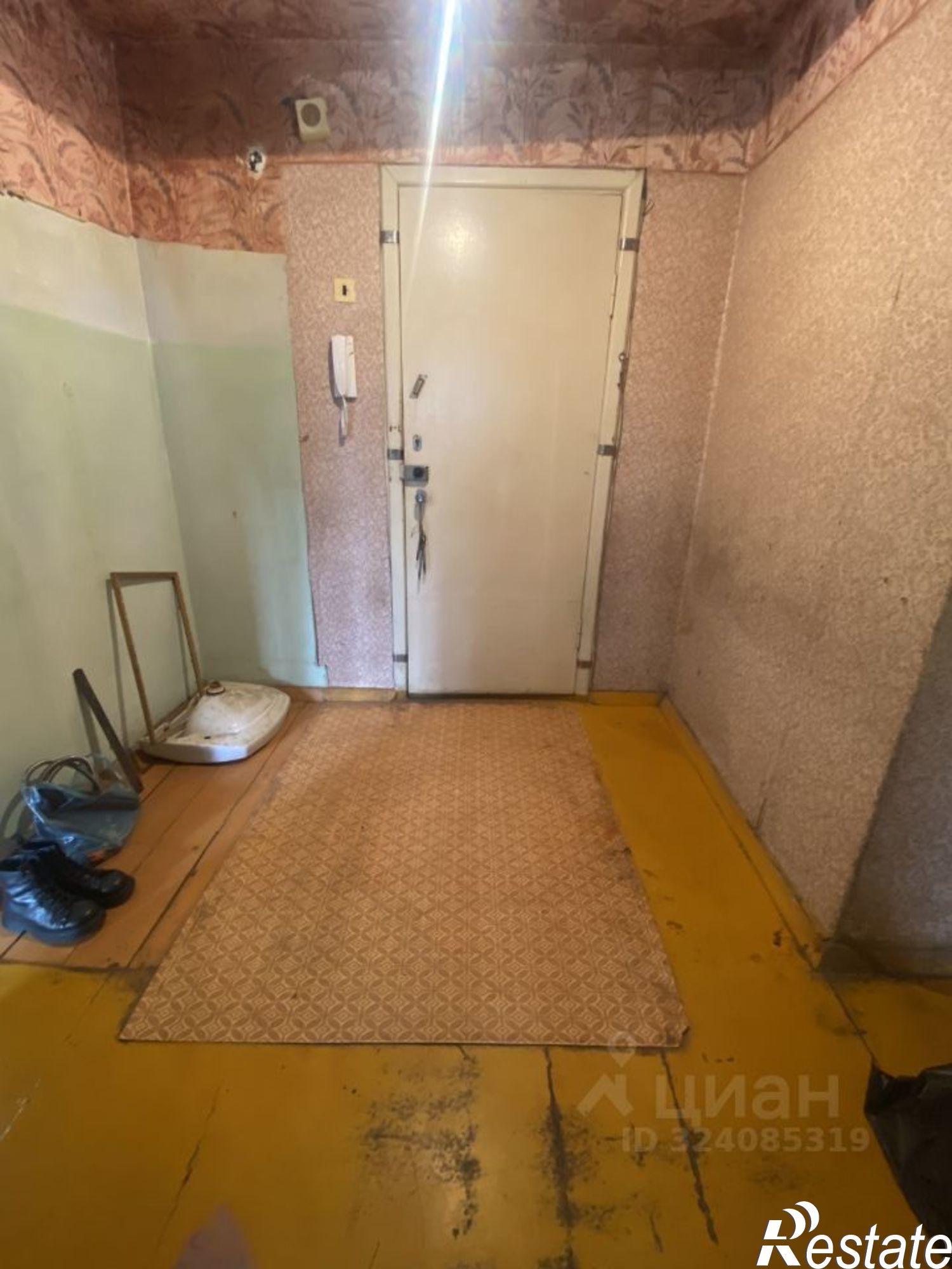 Купить квартиру за 4 850 000 рублей на проспект Юных Пионеров, 142