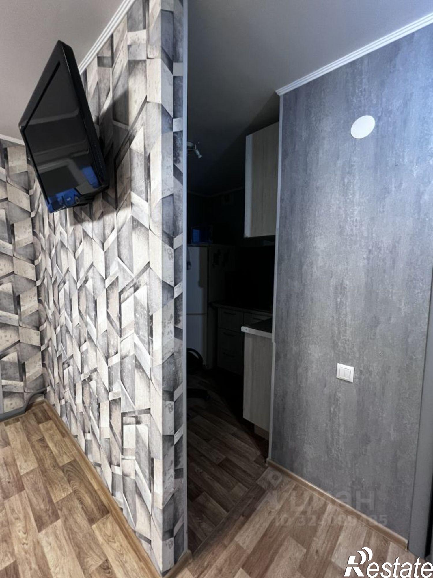 Сдать квартиру за 28 000 рублей на ул Железной Дивизии, 13