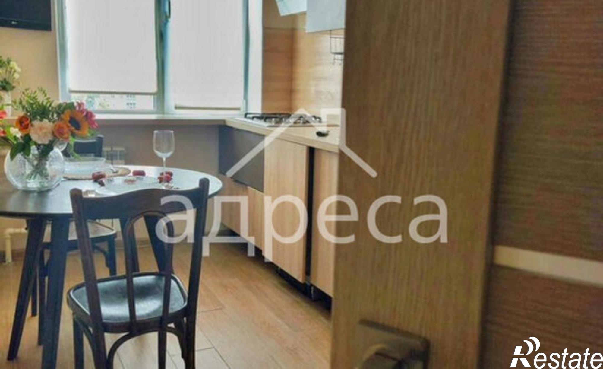 Купить квартиру за 9 500 000 рублей на ул Коммунистическая, 10