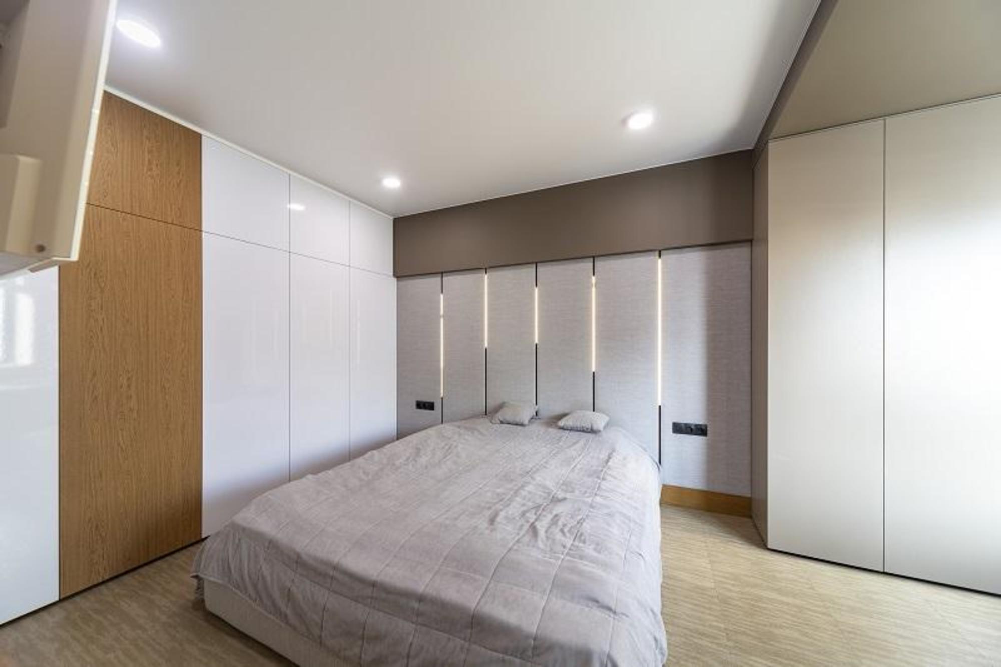 Купить квартиру за 15 000 000 рублей на Гая улица, 30а