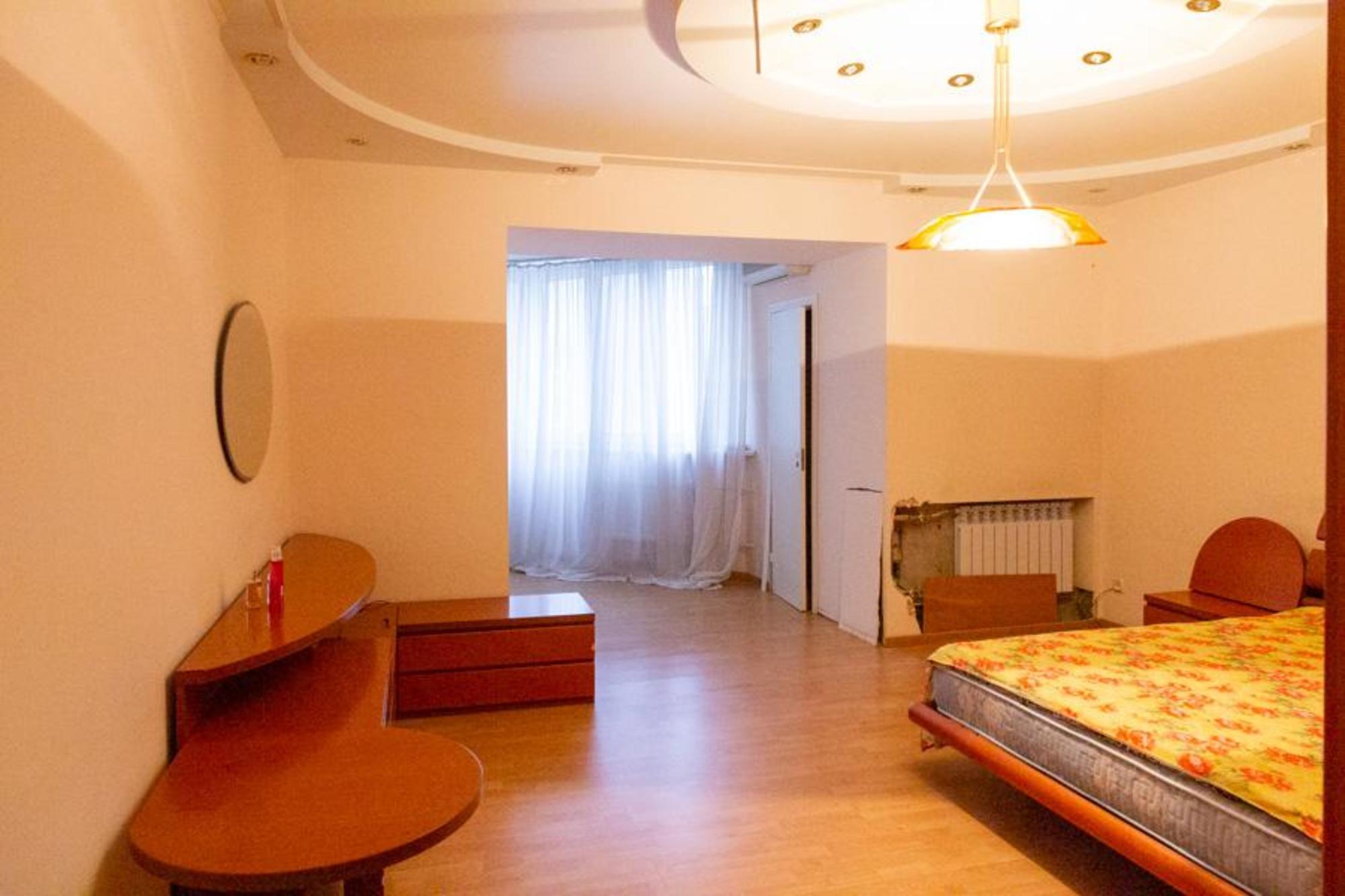 Купить квартиру за 17 000 000 рублей на Арцыбушевская улица, 40